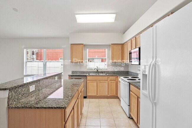Building Photo - 31022 Bridgegate Dr