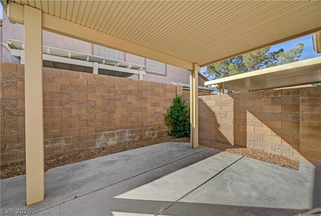 Building Photo - 1602 Coyote Run Dr