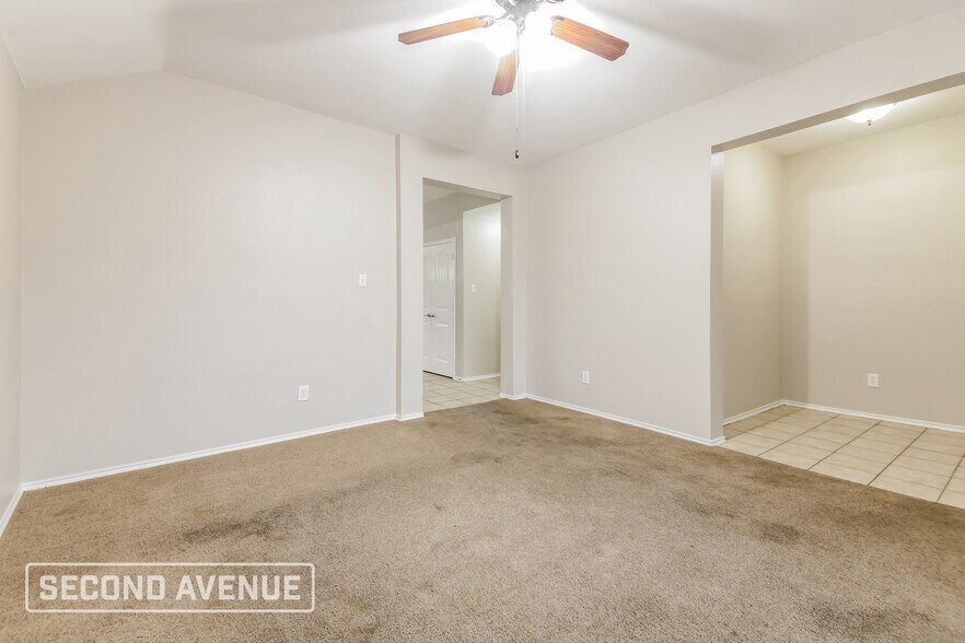 Building Photo - 3824 Clay Mathis Rd