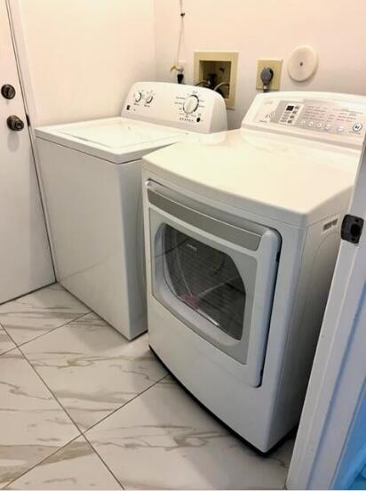 Building Photo - 8107 Windgate Dr