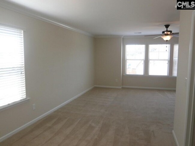 Building Photo - 297 Massey Cir