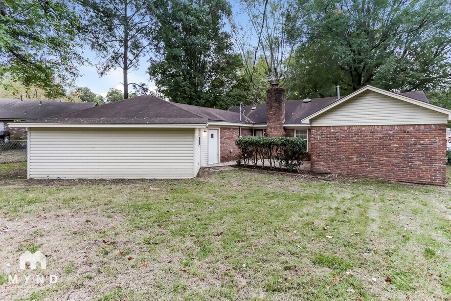 Building Photo - 1176 Cedar Cir S