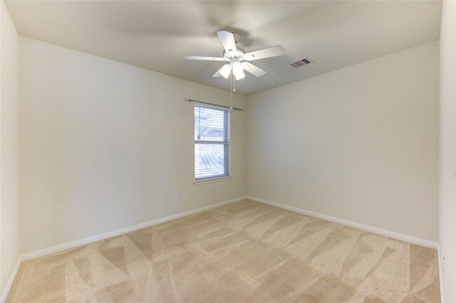 Building Photo - 2922 Coral Berry Ct