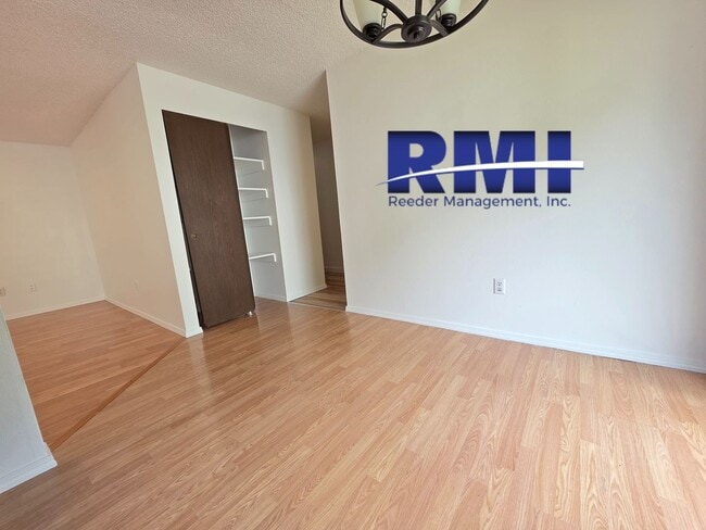 Building Photo - 3-bedroom Gem located in the Bethel Valley Community!