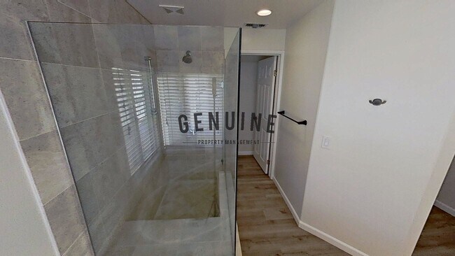 Building Photo - 1224 W Balboa Blvd