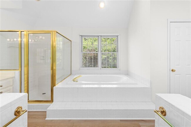 Building Photo - 5941 Wilbanks Dr