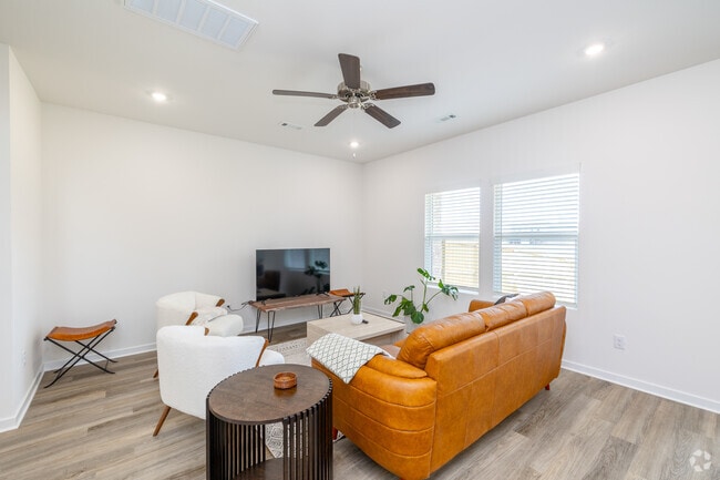 Interior Photo - Flyway Meadows