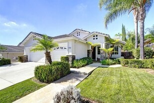 Building Photo - 1249 Bernardo Ave