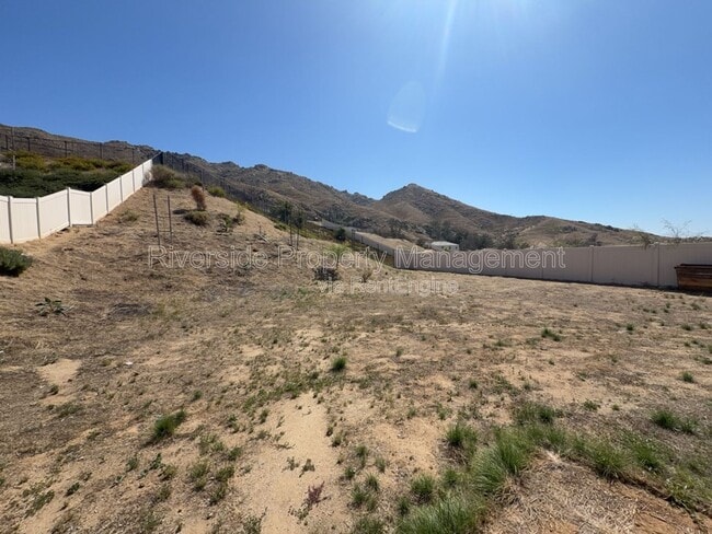 Building Photo - 20947 Spring Mountain Rd