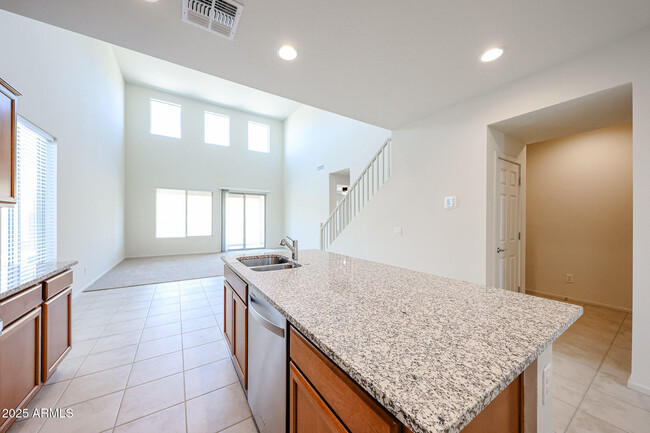 Building Photo - 7142 W Bent Tree Dr
