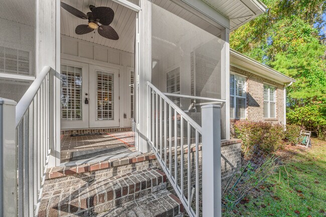 Building Photo - 2665 Breton Ridge Dr