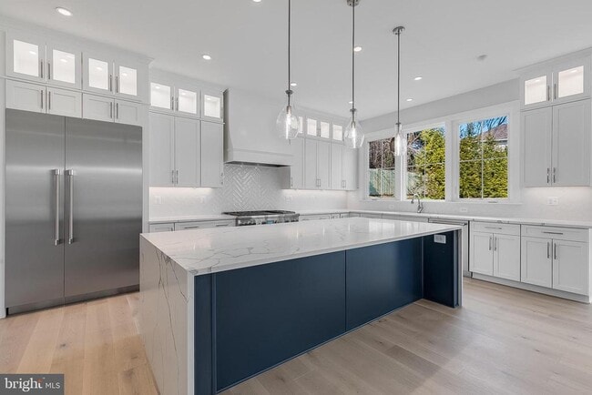 Building Photo - 5613 34th St N