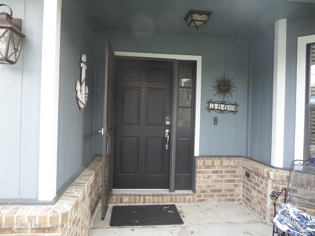 Building Photo - 386 Hickory Hollow Dr