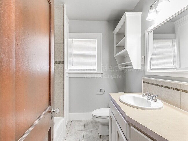 Building Photo - 912 NW 98th St