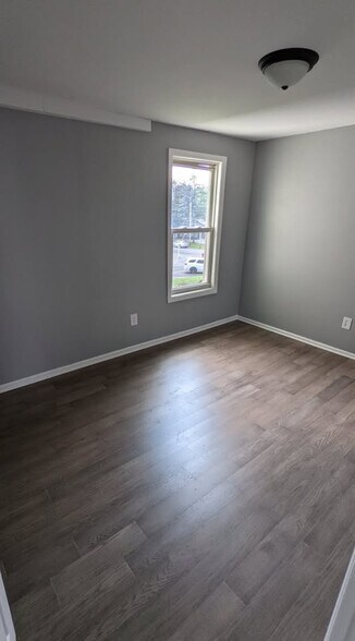 Building Photo - 1616 Rugby Rd