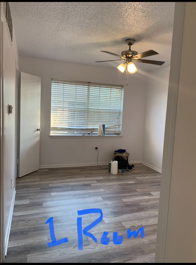 Building Photo - 675 Wooddale Blvd