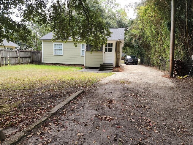 Building Photo - 1214 Palmetto St
