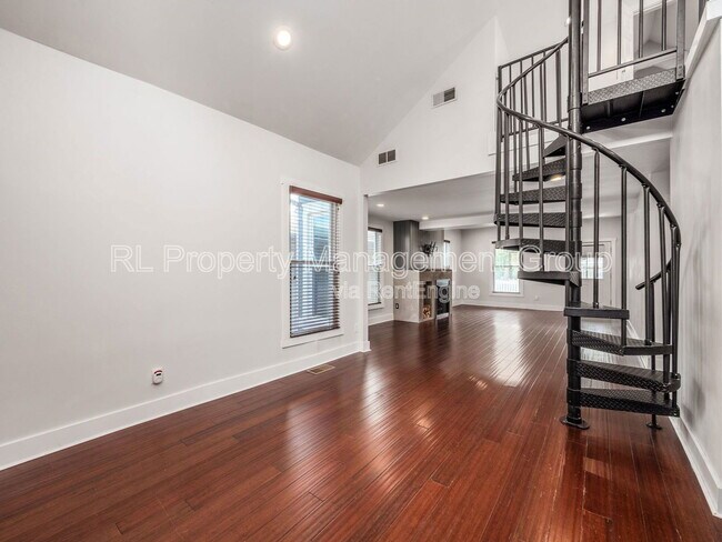 Building Photo - 451 S 22nd St