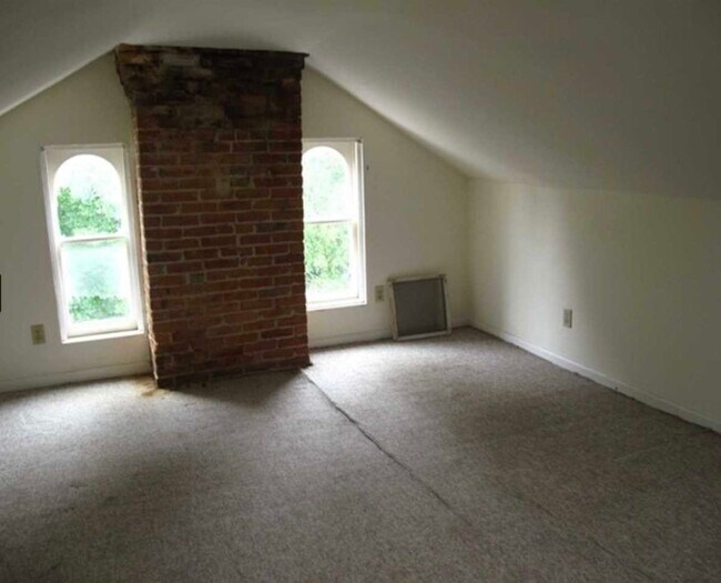 Building Photo - 51 S Clinton St