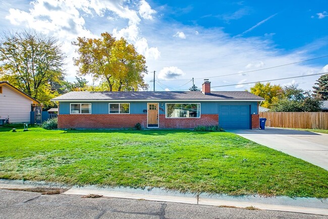 Building Photo - Boise Bench Home w/ Sun Room