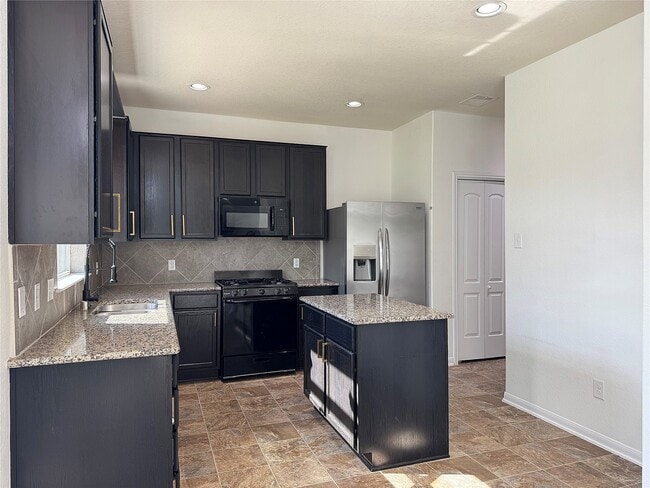 Building Photo - 15218 Loys Coves Ct