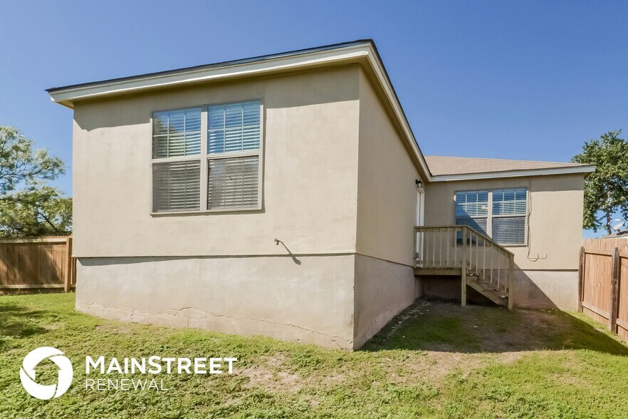 Building Photo - 7050 Hallie Ridge