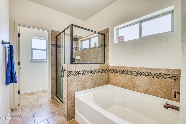 Building Photo - 7751 Enchanted Path Dr