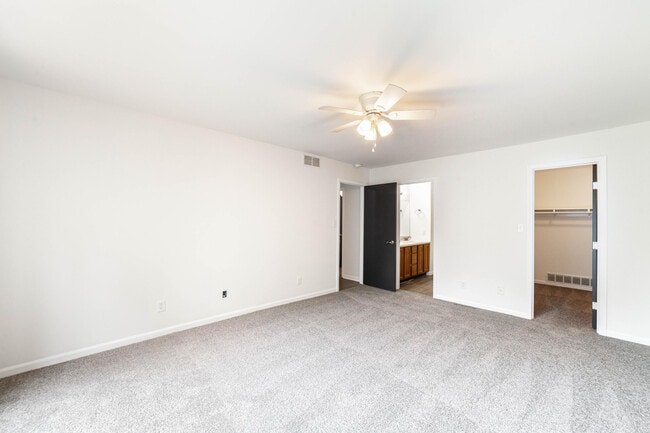 Building Photo - 201 Briarcrest Ct