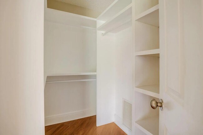 Building Photo - 13284 Majestic Pine Ct