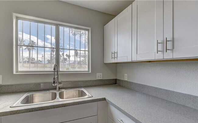 Building Photo - Affordable Luxury Living