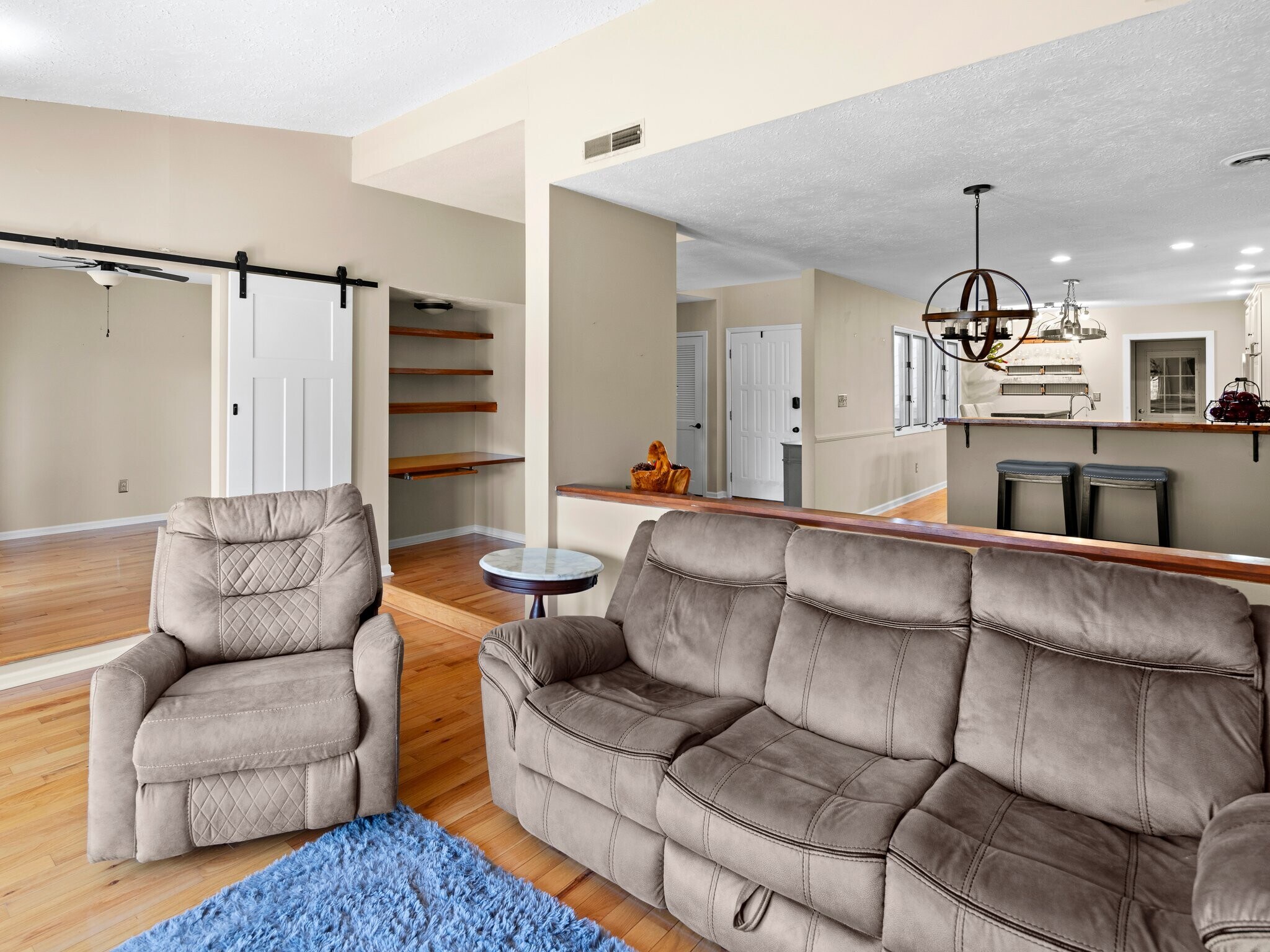 Building Photo - 106 Clubwood Ct