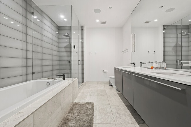 Building Photo - 111 S Peoria St