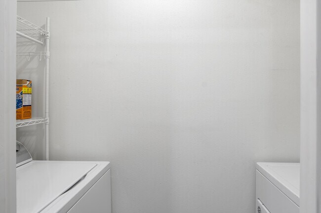 Building Photo - 11719 Spring Song Dr