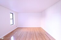 Building Photo - 2 bedroom in REGO PARK NY 11374