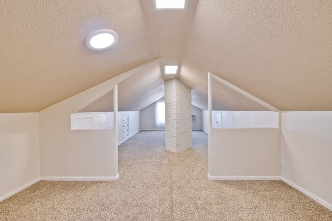 Building Photo - Wow! What a Great Home! Available Soon!