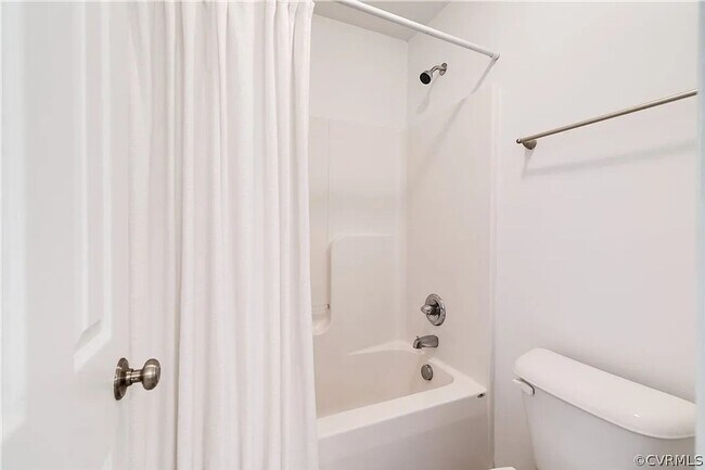 Building Photo - Charming 3BR House in Richmond