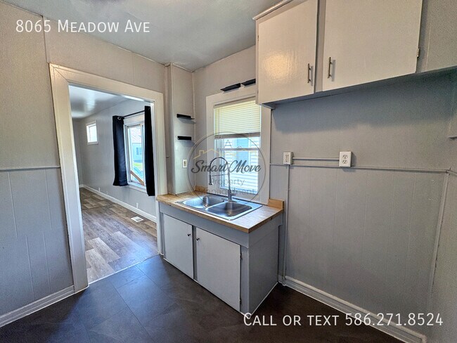 Building Photo - 8065 Meadow Ave