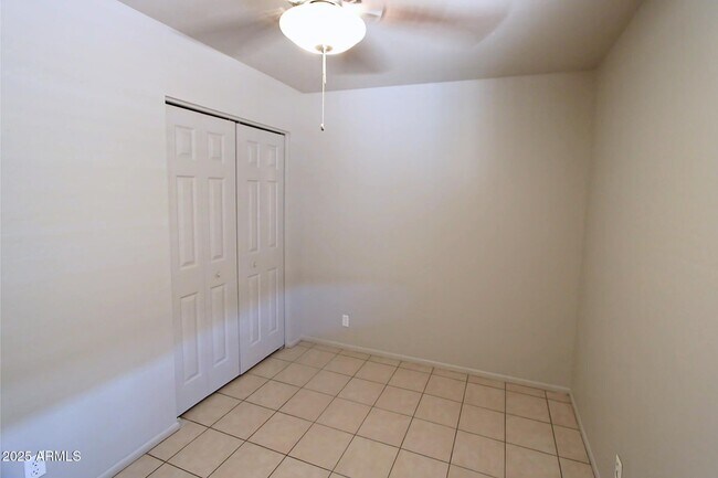 Building Photo - 4704 E Caballero St