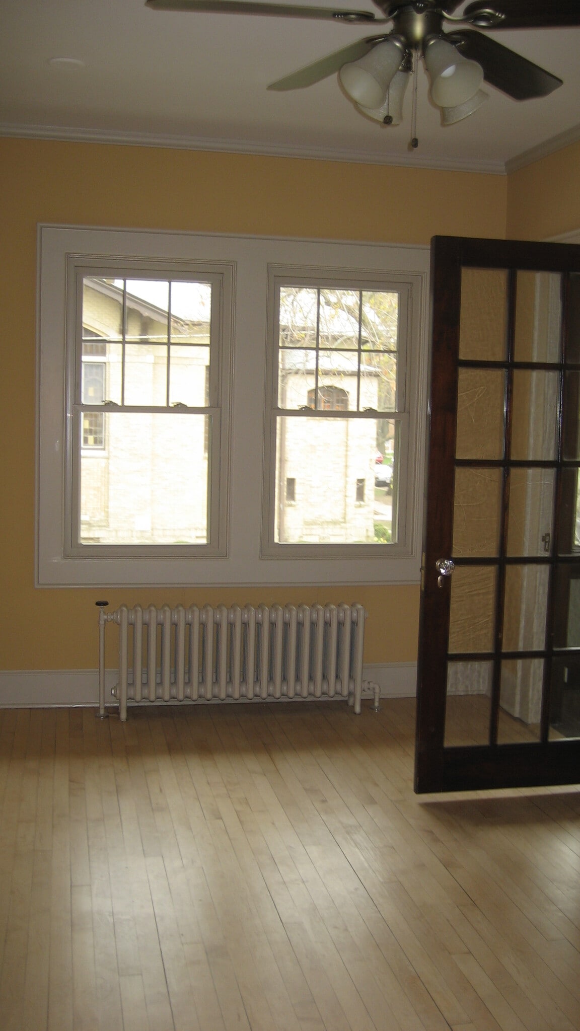 Building Photo - 2704 N Prospect Ave