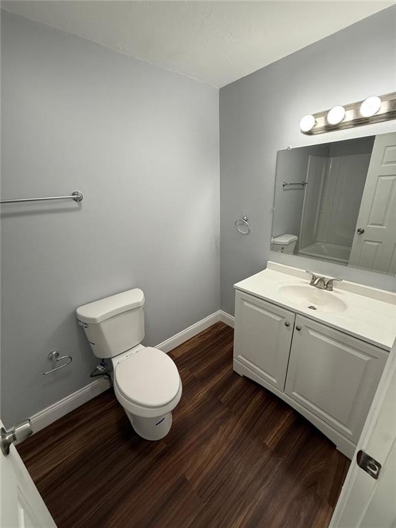 Building Photo - 16 Saratoga Ave