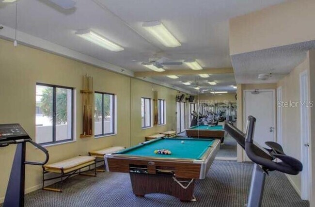 Building Photo - 1100 Benjamin Franklin Dr