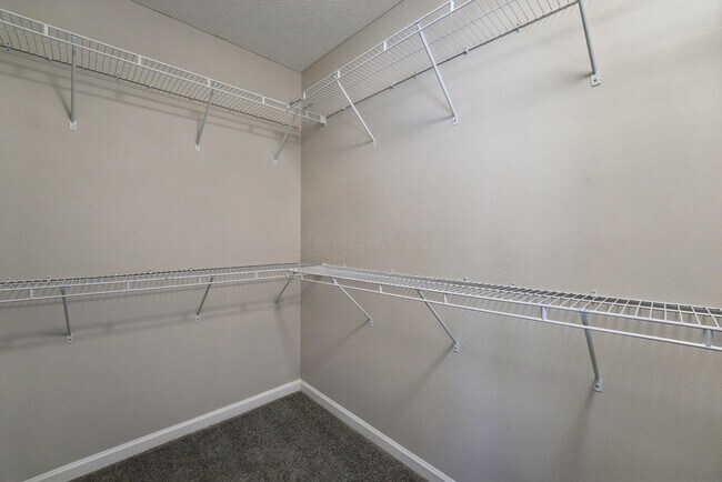 Building Photo - 2045 River Rock Way