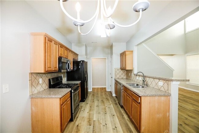 Building Photo - 2158 Staunton Dr