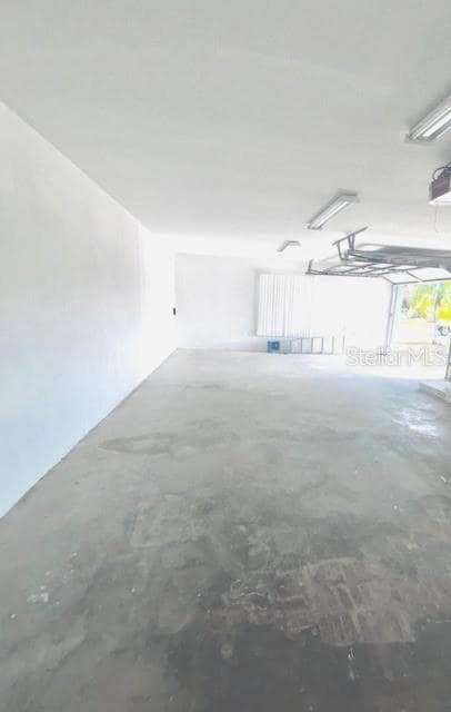 Building Photo - 10223 Tarragon Dr