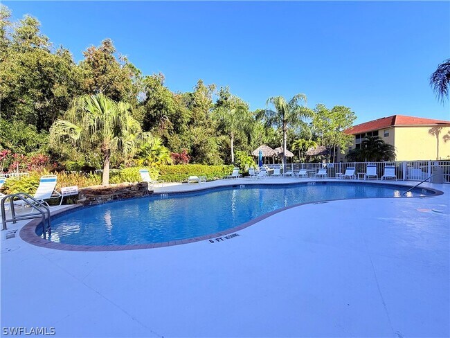 Building Photo - 9175 Celeste Dr