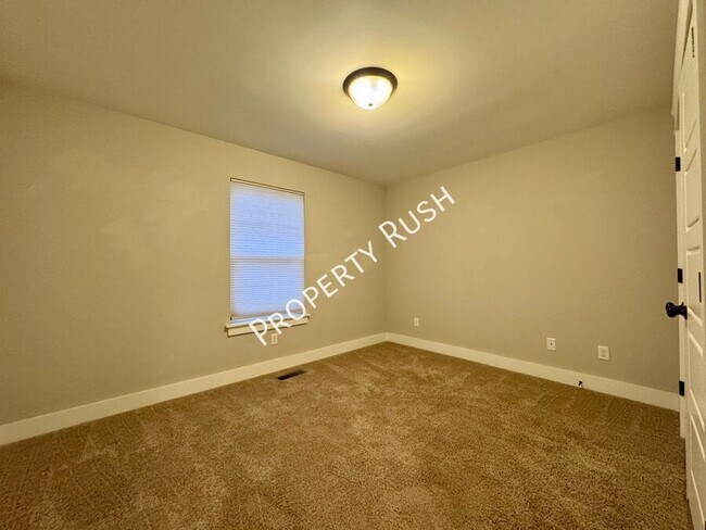 Building Photo - 6477 Olin Ln