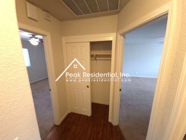 Building Photo - Wonderful 3bd/2ba Home near Whitney & Watt Avenue