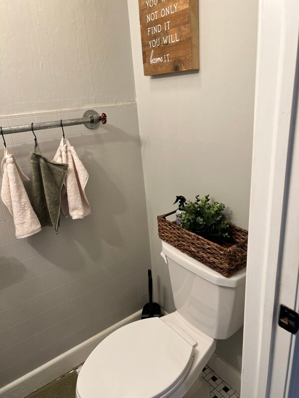 Building Photo - 2633 Fillmore St