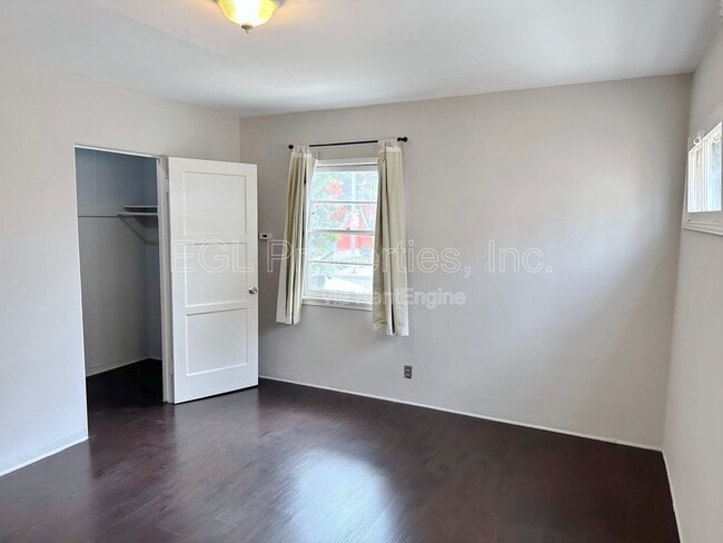 Building Photo - 7941 Blackburn Ave