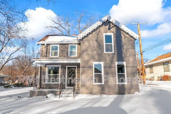 Primary Photo - 811 N 10th St